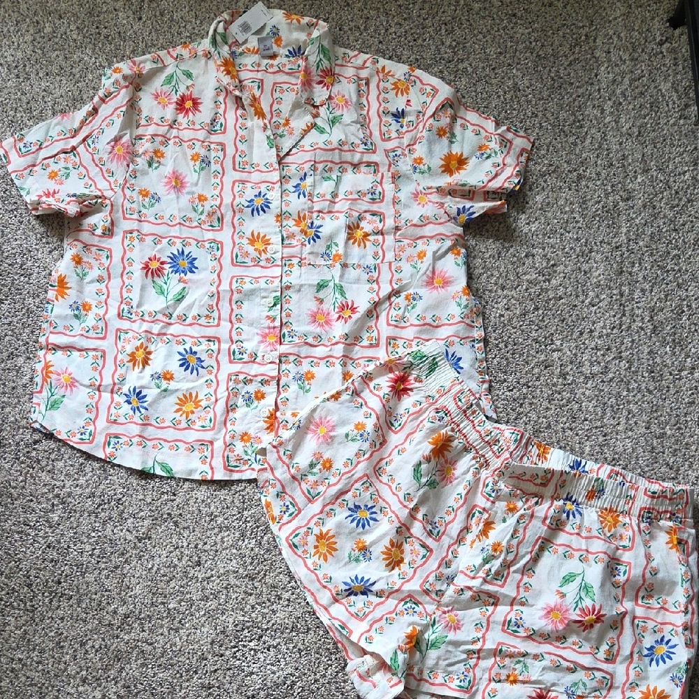 Old Navy Poplin Pajama Set